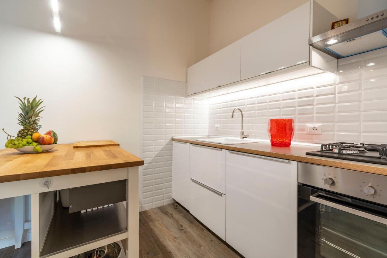 Snug Apartment With Private Courtyard M0270422677 Veneza Exterior foto