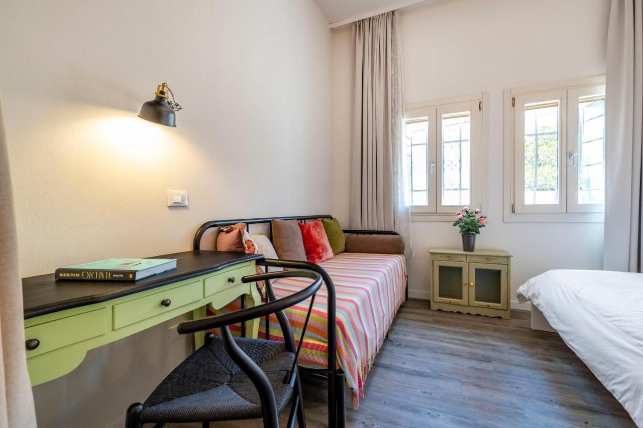 Snug Apartment With Private Courtyard M0270422677 Veneza Exterior foto