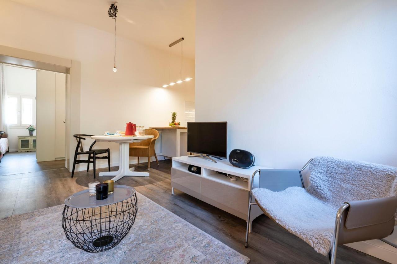Snug Apartment With Private Courtyard M0270422677 Veneza Exterior foto